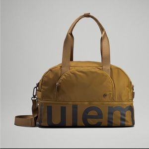 Lululemon city adventurer large duffel bag